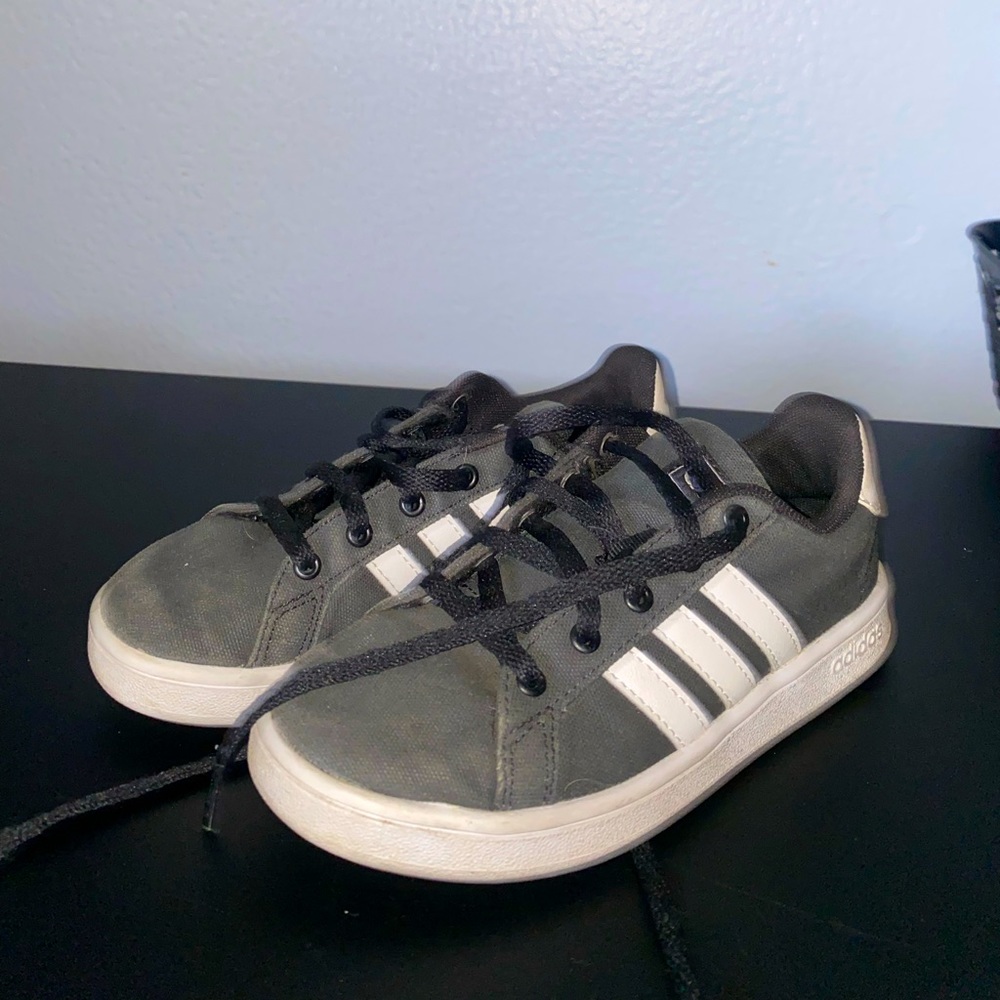 Adidas sneakers boys